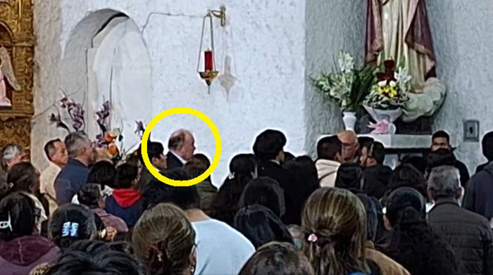 López Aliaga en Catedral de Abancay: con media hora de retraso se inició misa de jueves santo